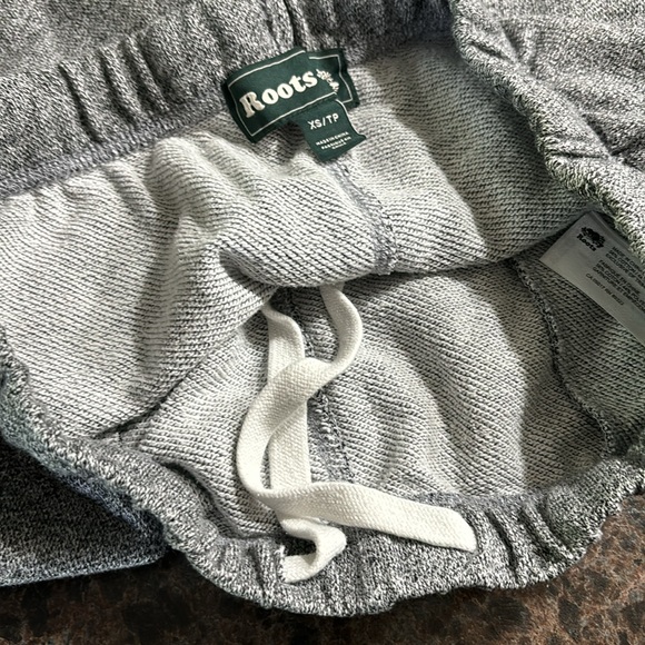 Roots men’s track pants material shorts. Great condition. - Picture 3 of 3